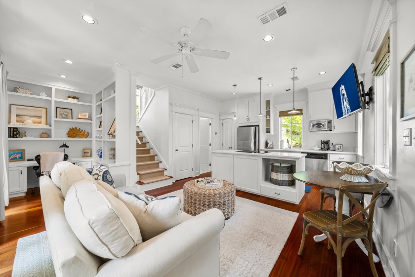 Piccadilly Carriage House - Couples & Small Families, Free Bikes - Beach Vacation Rentals in Rosemary Beach, Florida on Beachhouse.com