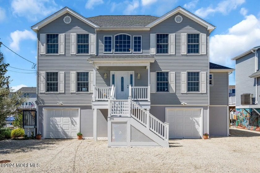 Welcome to your waterfront sanctuary, a true boater's paradise - Beach Home for sale in Manahawkin, New Jersey on Beachhouse.com