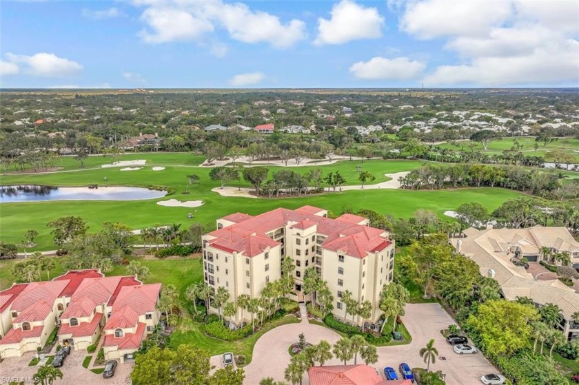 Perfectly located third-floor end-unit with wonderful views and - Beach Condo for sale in Naples, Florida on Beachhouse.com