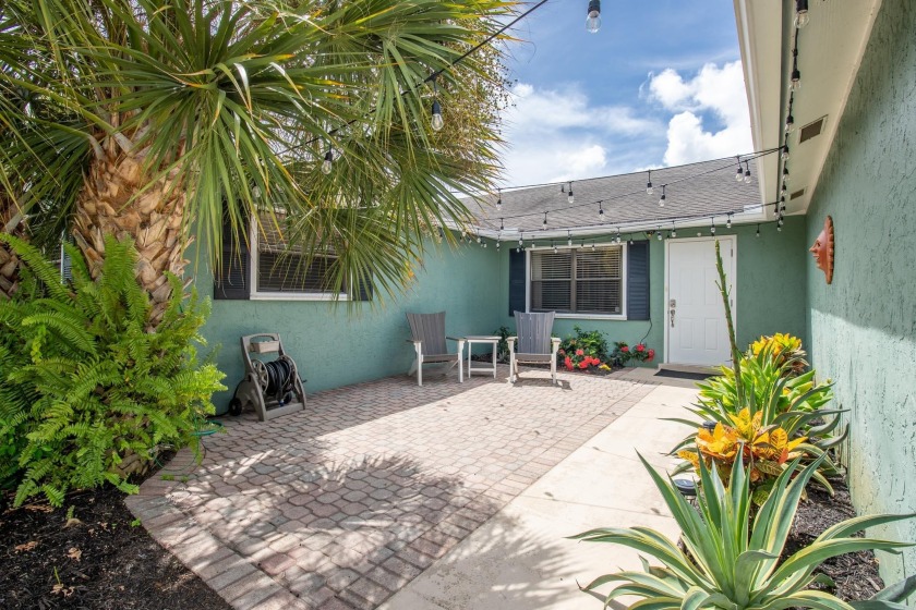 Welcome to this picture perfect 3BR/2BA home located in the - Beach Home for sale in Boynton Beach, Florida on Beachhouse.com