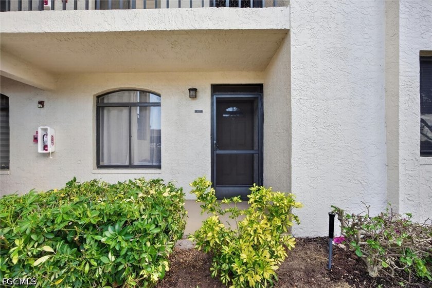 EASY LIVING! Feel the coastal vibes welcome you to this light - Beach Condo for sale in Fort Myers, Florida on Beachhouse.com