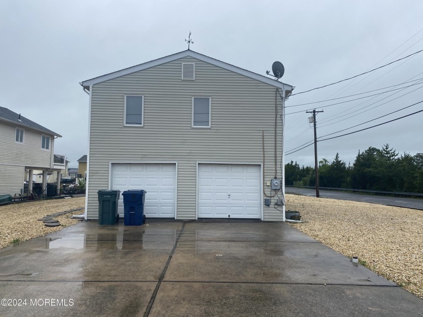 Come out and take a look at this 3 Bedroom 2 Bath home that - Beach Home for sale in Little Egg Harbor, New Jersey on Beachhouse.com