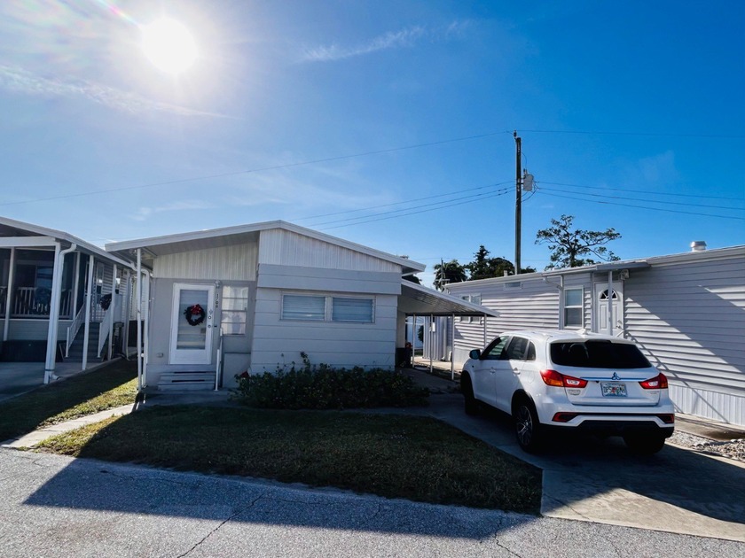INVESTOR OPPORTUNITY - 55+ COMMUNITY - TRAILER ESTATES  Offered - Beach Home for sale in Bradenton, Florida on Beachhouse.com