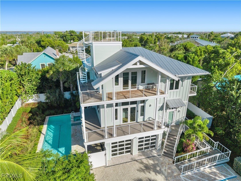Discover one of Sanibel's most unique mixed-use opportunities, a - Beach Home for sale in Sanibel, Florida on Beachhouse.com
