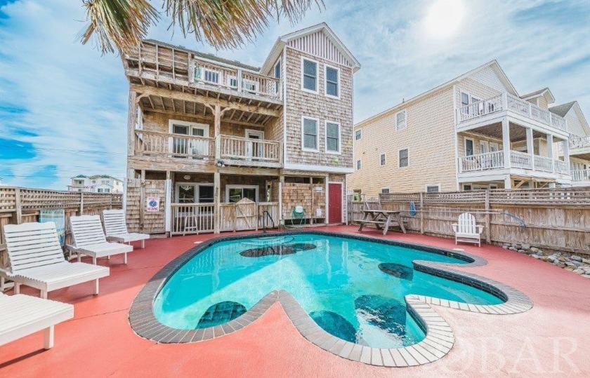 FABULOUS 2022 OWNER RENTS AT $182,042 - THAT IS AN 11% RETURN - Beach Home for sale in Nags Head, North Carolina on Beachhouse.com