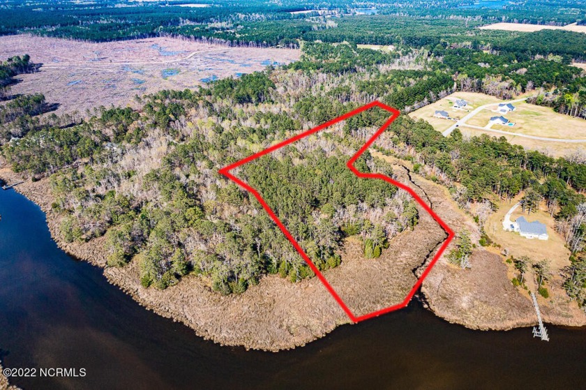 Looking for waterfront building lot with  alot of privacy and - Beach Acreage for sale in Oriental, North Carolina on Beachhouse.com