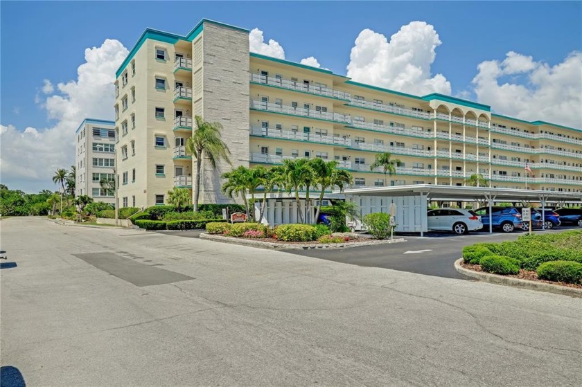 Welcome to 2960 59th St. S. Apt 114 in the 'Town Shores of - Beach Condo for sale in Gulfport, Florida on Beachhouse.com