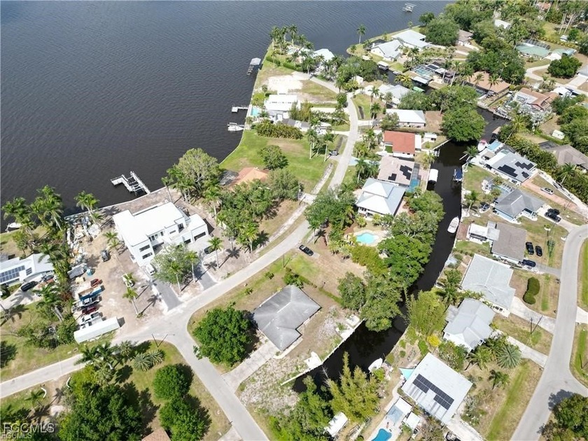 Direct access at a discount! .35 acres of opportunity can be - Beach Home for sale in Fort Myers, Florida on Beachhouse.com