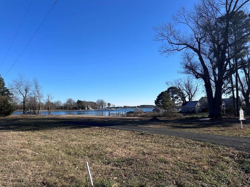 Prime waterfront building lot on Dymer Creek featuring sweeping - Beach Lot for sale in White Stone, Virginia on Beachhouse.com