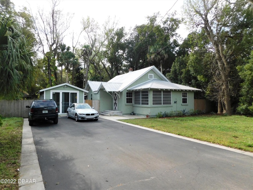 Paradise found ! This adorable 3/3+den property was restored - Beach Home for sale in Daytona Beach, Florida on Beachhouse.com