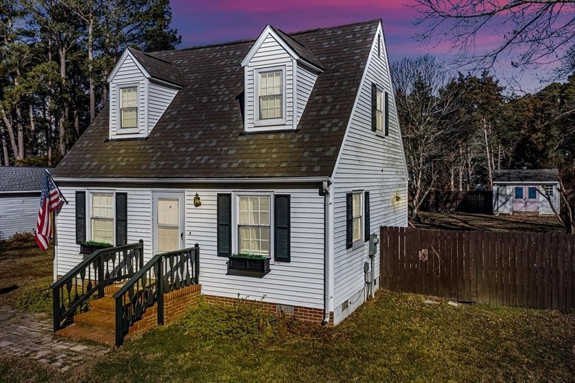 Welcome to 151 Badger Rd., Deltaville, VA 23043, a - Beach Home for sale in Deltaville, Virginia on Beachhouse.com