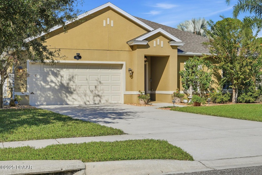 Meticulously Maintained & Move-In Ready in Sugar Mill Gardens! - Beach Home for sale in New Smyrna Beach, Florida on Beachhouse.com