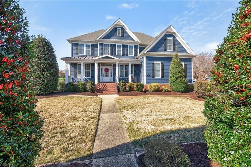 Gorgeous 5 bedroom, 4.5 bathroom home in great waterfront - Beach Home for sale in Suffolk, Virginia on Beachhouse.com