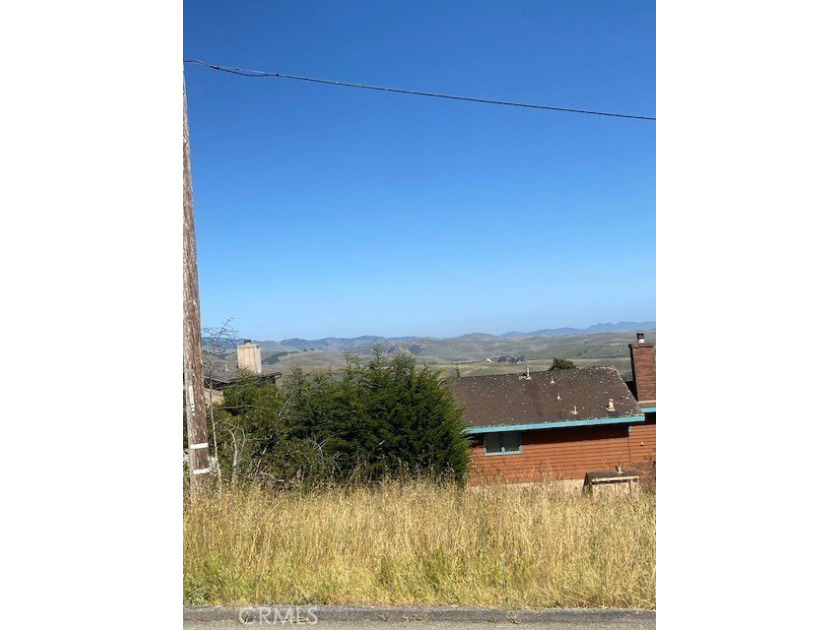 Vacant parcel of land in a great location in Lodge Hills - Beach Lot for sale in Cambria, California on Beachhouse.com