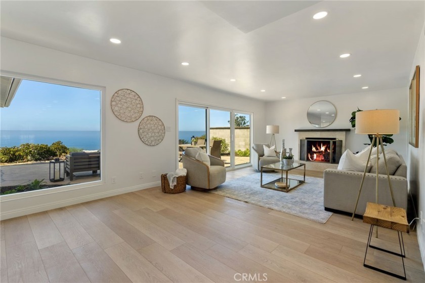 Welcome to this stunning single-level Top of the World home - Beach Home for sale in Laguna Beach, California on Beachhouse.com