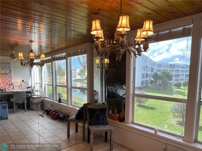 Architects home! Complete redesign. Must be seen! Beautiful lake - Beach Condo for sale in Deerfield Beach, Florida on Beachhouse.com