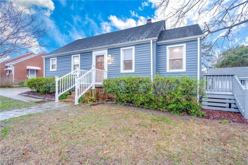 Welcome Home! What a find! This renovated home is situated on a - Beach Home for sale in Norfolk, Virginia on Beachhouse.com