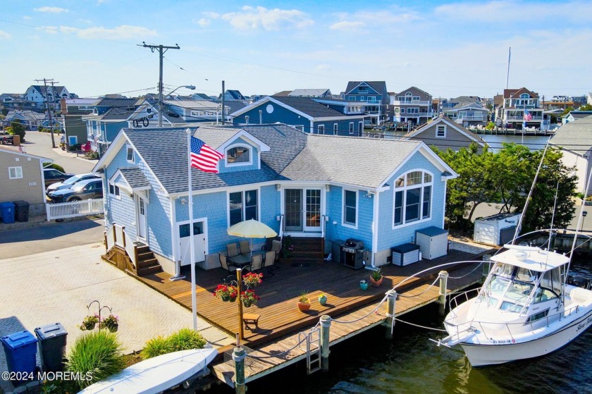 A rare waterfront Ocean Beach property with an oversized - Beach Home for sale in Lavallette, New Jersey on Beachhouse.com