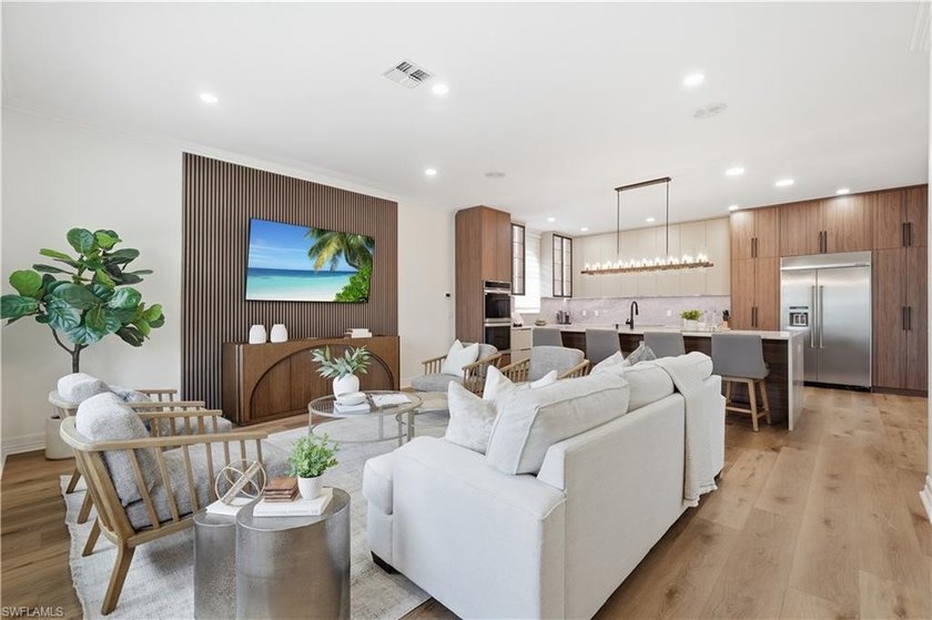 Welcome to this extraordinary custom-built estate, perfectly - Beach Home for sale in Fort Myers, Florida on Beachhouse.com