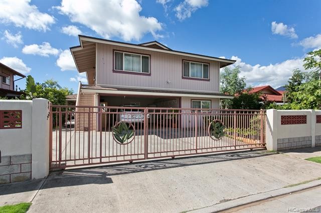 Don't miss this great opportunity! Own this 7-bedroom 4-bath - Beach Home for sale in Waipahu, Hawaii on Beachhouse.com