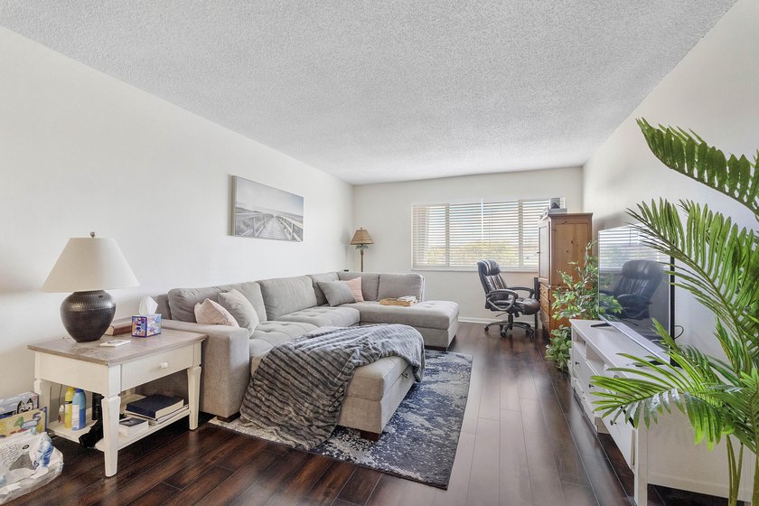 Welcome to your private oasis in the heart of North Palm Beach - Beach Condo for sale in North Palm Beach, Florida on Beachhouse.com