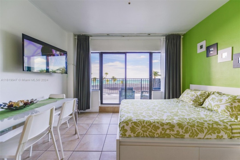 Beach front & cozy apartment with direct ocean views! Well-cared - Beach Condo for sale in Miami Beach, Florida on Beachhouse.com