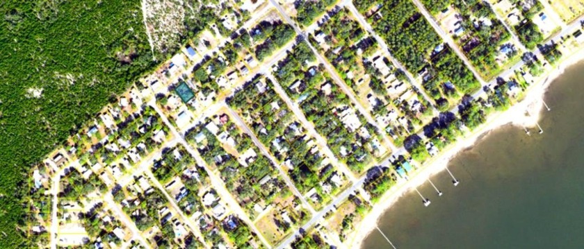 *Beautiful area* Beautiful lot! Build your dream home, vacation - Beach Lot for sale in Carabelle, Florida on Beachhouse.com