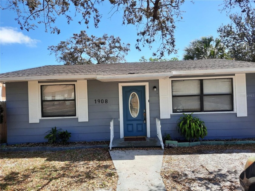 Ideally located in the heart of South St Petersburg, minutes to - Beach Townhome/Townhouse for sale in St. Petersburg, Florida on Beachhouse.com