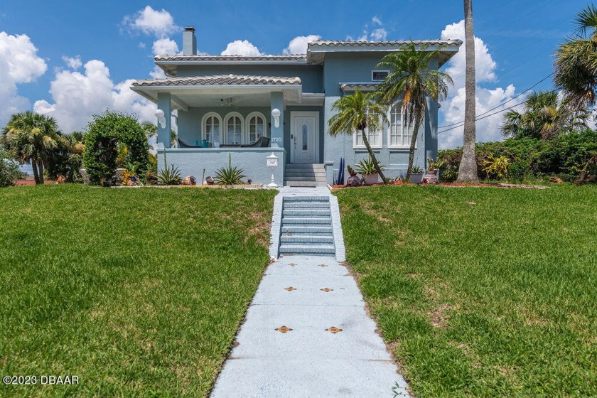 Totally remodeled 3 bed 2 bath home on an oversized lot! - Beach Home for sale in Daytona Beach, Florida on Beachhouse.com
