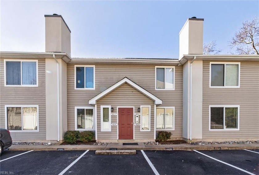 Live the Chic's Beach lifestyle in this low-maintenance - Beach Condo for sale in Virginia Beach, Virginia on Beachhouse.com