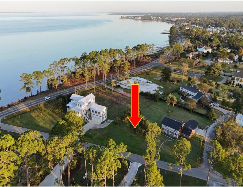 Great bay view lot in a nice residential area of Port St. Joe - Beach Lot for sale in Port St Joe, Florida on Beachhouse.com