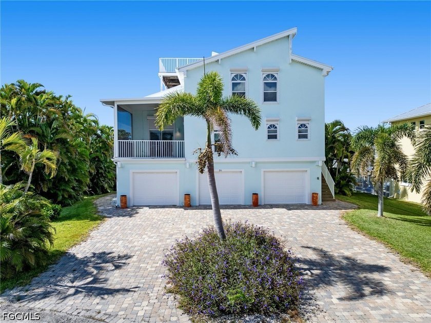 Nestled on the peaceful south end of Estero Island, you'll find - Beach Home for sale in Fort Myers Beach, Florida on Beachhouse.com