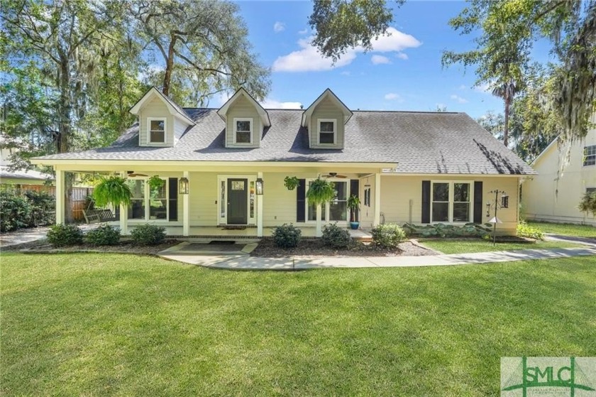 Check out this fantastic marsh front 5-bedroom, 3-bath home in a - Beach Home for sale in Richmond Hill, Georgia on Beachhouse.com