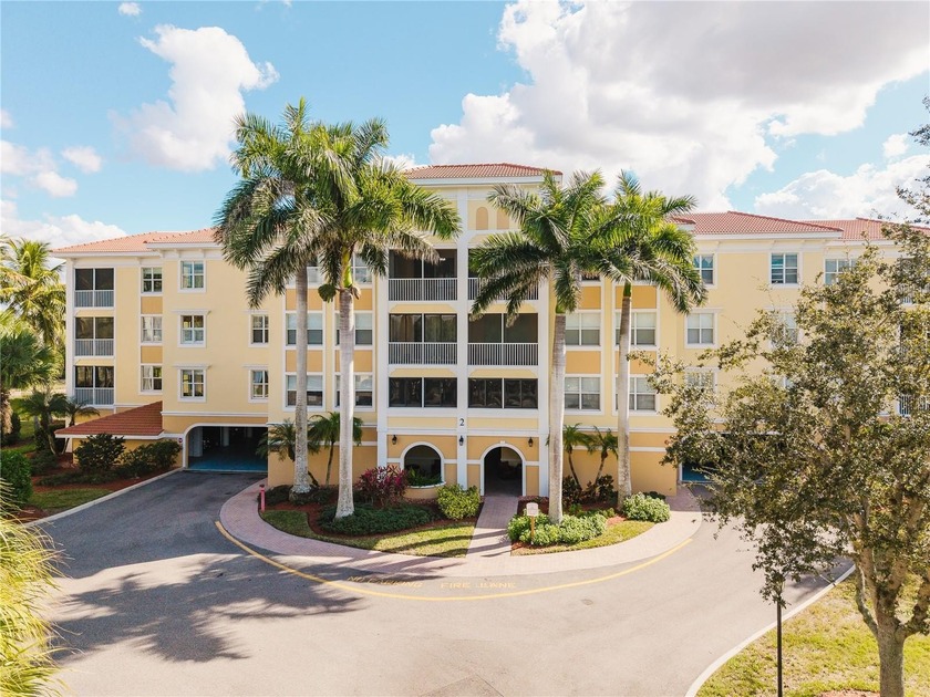 Welcome to the gated community of Fountain Court, where comfort - Beach Condo for sale in Punta Gorda, Florida on Beachhouse.com