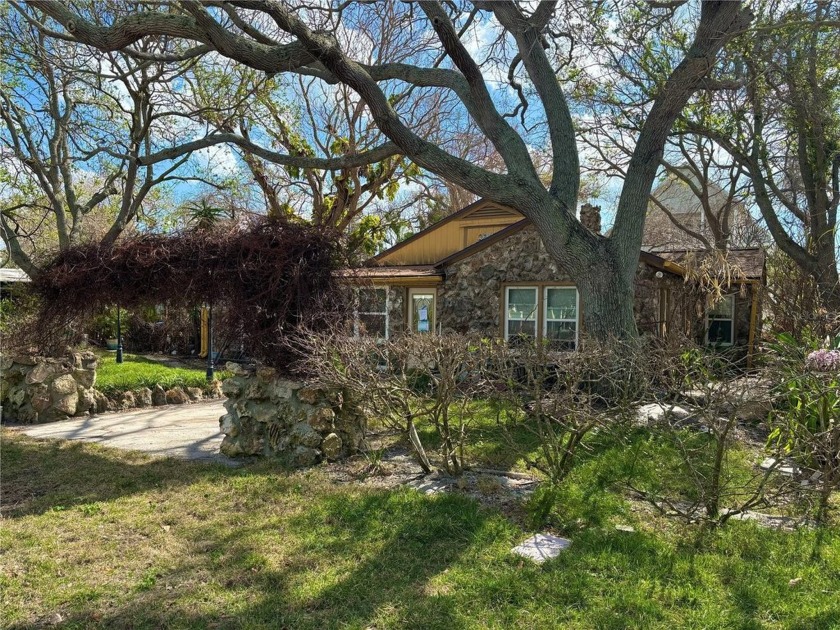 This property was affected by flooding and is being sold *AS IS* - Beach Lot for sale in Indian Rocks Beach, Florida on Beachhouse.com