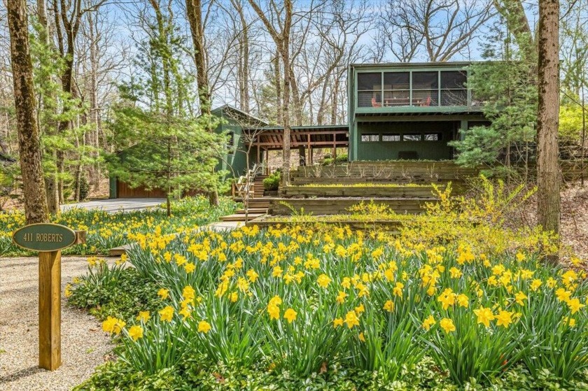 Own and enjoy one of Beverly Shores' most beautiful homes! This - Beach Home for sale in Beverly Shores, Indiana on Beachhouse.com