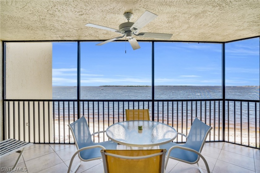 Stunning Direct views of the Gulf and bay from this 2br/2bath - Beach Condo for sale in Fort Myers, Florida on Beachhouse.com