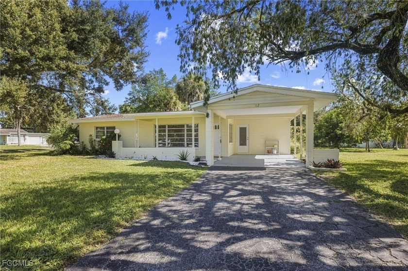 Nestled in the heart of Lehigh's original *old town* - Beach Home for sale in Lehigh Acres, Florida on Beachhouse.com
