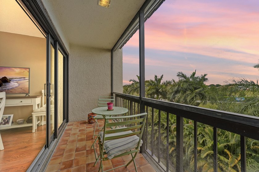 BEST PRICED CONDO IN THE COMMUNITY - This spacious 2 bedroom, 2 - Beach Condo for sale in West Palm Beach, Florida on Beachhouse.com