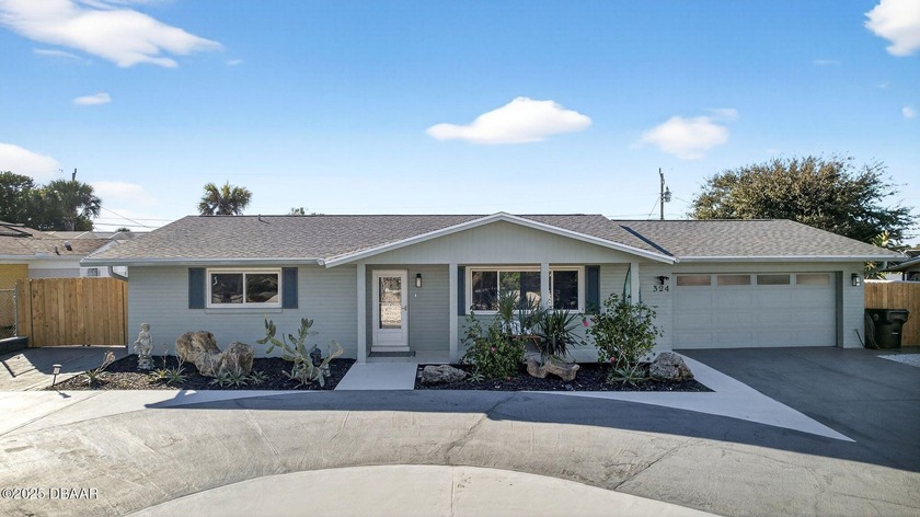 Live the lifestyle most only dream about in this beautifully - Beach Home for sale in Daytona Beach, Florida on Beachhouse.com