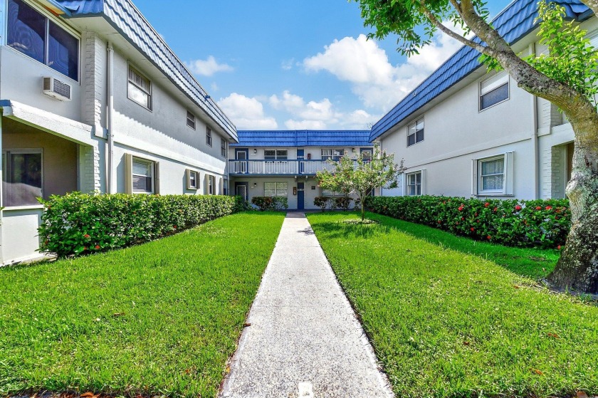 Welcome to the first-floor condo where convenience is - Beach Condo for sale in Delray Beach, Florida on Beachhouse.com