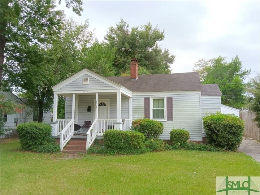 Come see this cute bungalow in Pine Gardens! Windows and HVAC - Beach Home for sale in Savannah, Georgia on Beachhouse.com