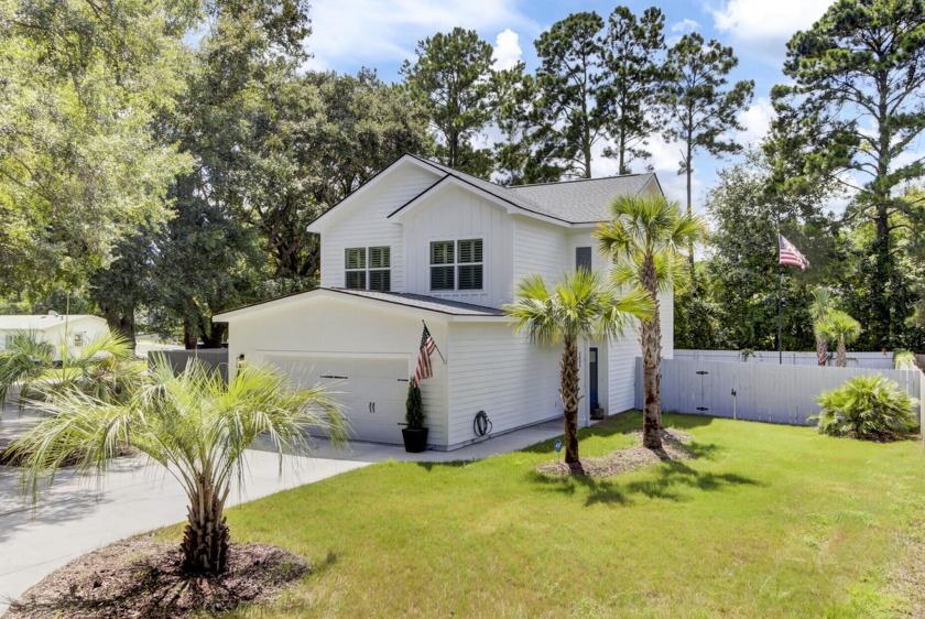 Charming Contemporary Farmhouse in a Coveted Location!Experience - Beach Home for sale in Johns Island, South Carolina on Beachhouse.com