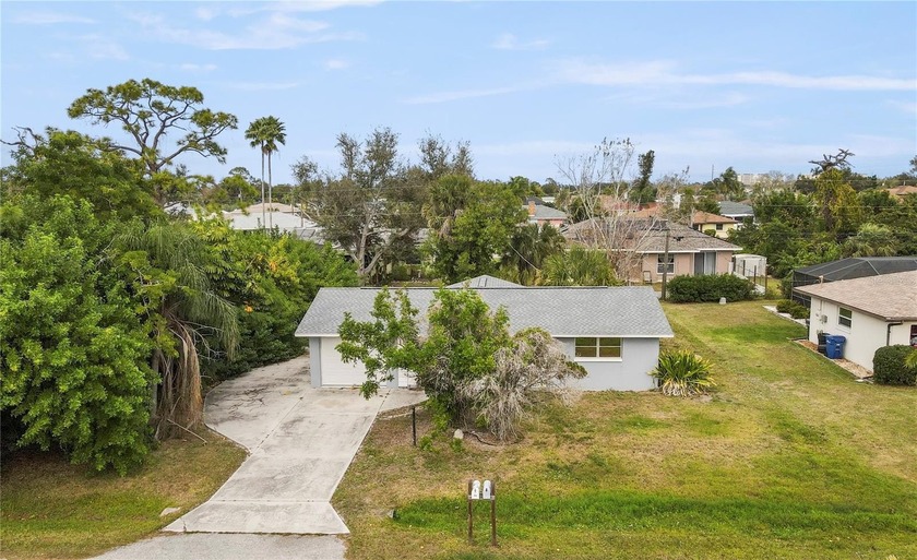 Looking for the perfect beach bungalow? This is it. Location - Beach Home for sale in Venice, Florida on Beachhouse.com