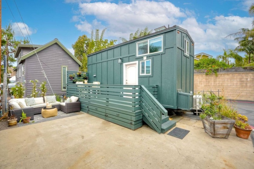 1549 N VULCAN AVE 18 - Beach Home for sale in Encinitas, California on Beachhouse.com