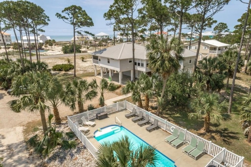 *Lured Inn* is island living at its best! Featuring both gulf - Beach Home for sale in St. George Island, Florida on Beachhouse.com