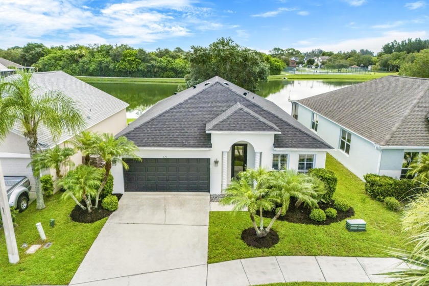 This centrally located home features 3 bedrooms and 2 bathrooms - Beach Home for sale in Cocoa, Florida on Beachhouse.com