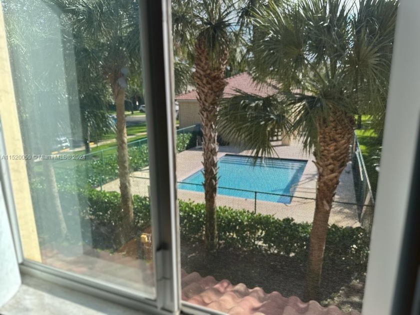 This amazing, spacious unit has the feel of a home. Second floor - Beach Townhome/Townhouse for sale in Davie, Florida on Beachhouse.com