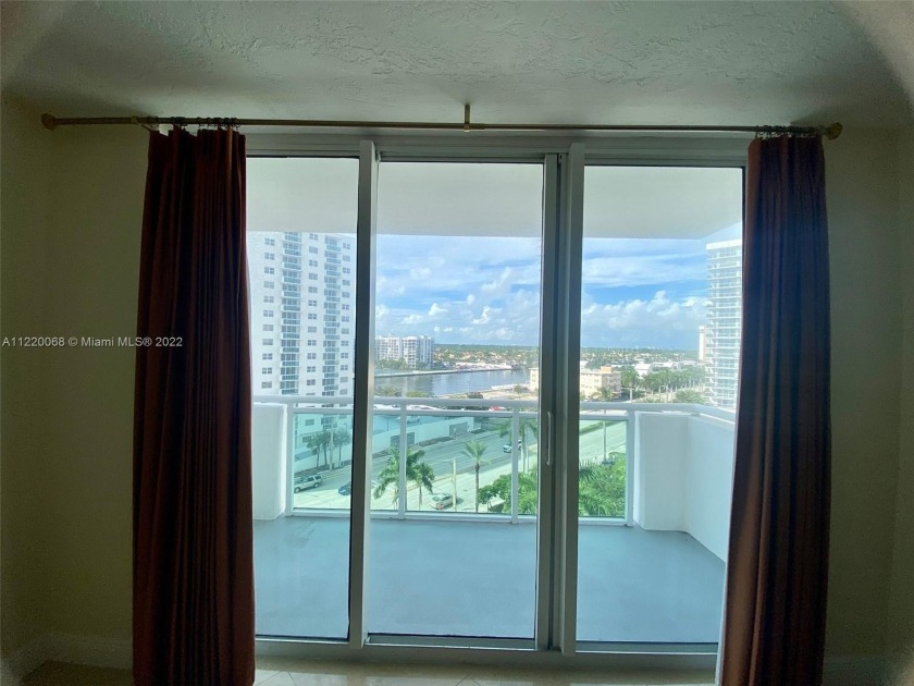 As soon as you enter you are captured by the stunning views of - Beach Condo for sale in Hollywood, Florida on Beachhouse.com