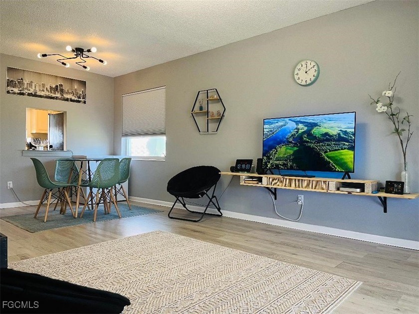 Beautiful upgraded Villa, very well maintained with a cozy big - Beach Home for sale in Lehigh Acres, Florida on Beachhouse.com